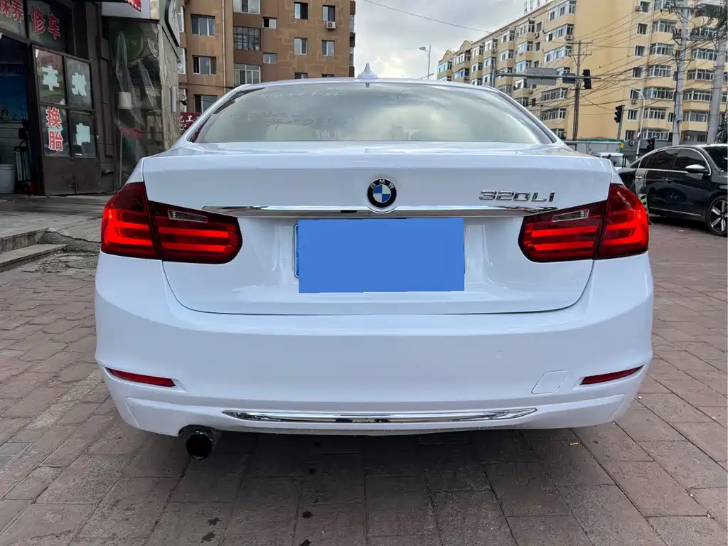 BMW 3 Series — миниатюра 6