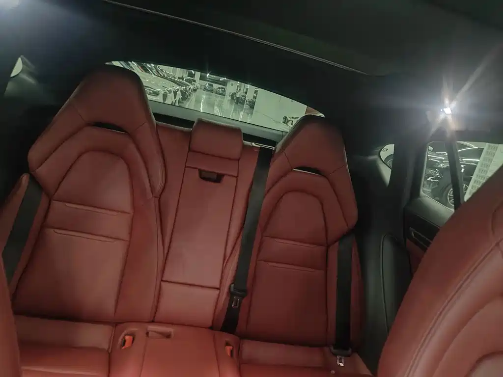 Porsche Panamera — миниатюра 8