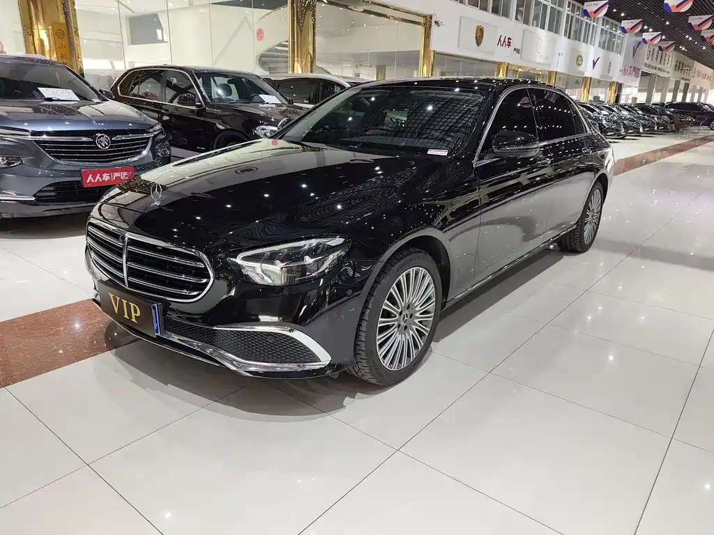 Mercedes-Benz E-Class 2023
