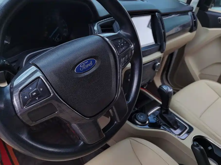 Ford Everest — миниатюра 12
