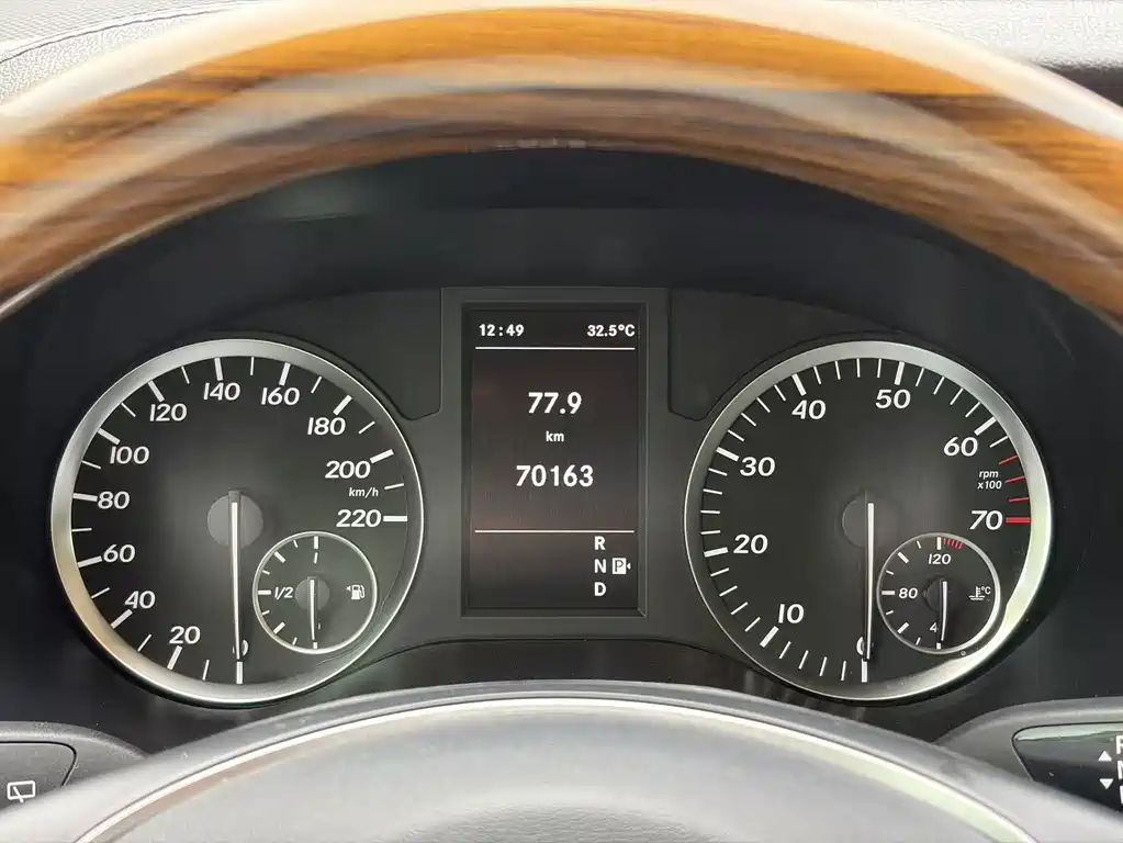 Mercedes-Benz Vito — миниатюра 19