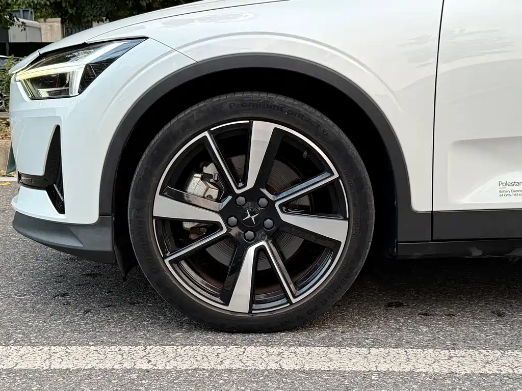Polestar Polestar 2 — миниатюра 4