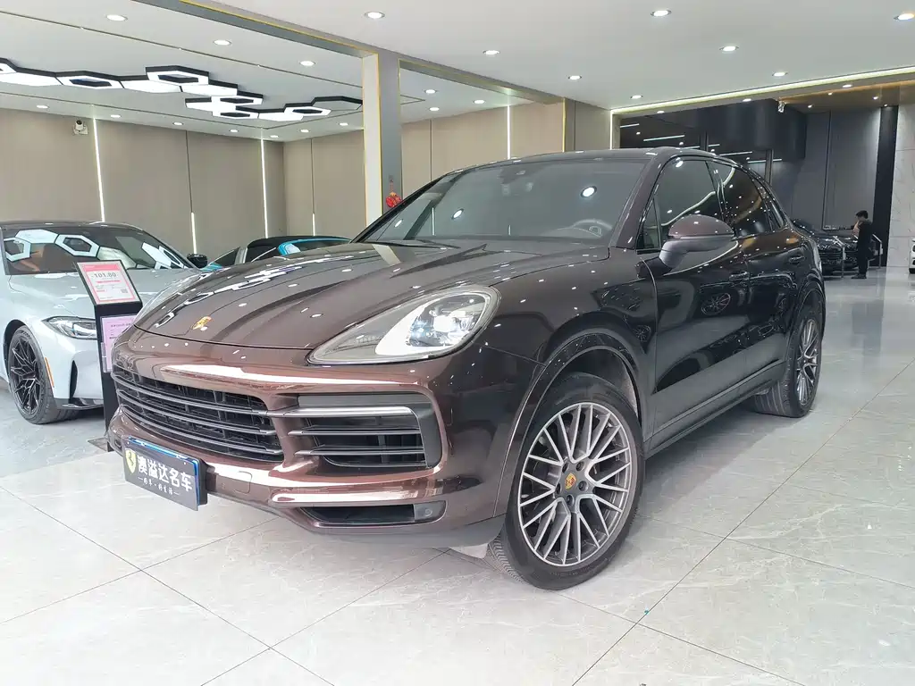 Porsche Cayenne 2022