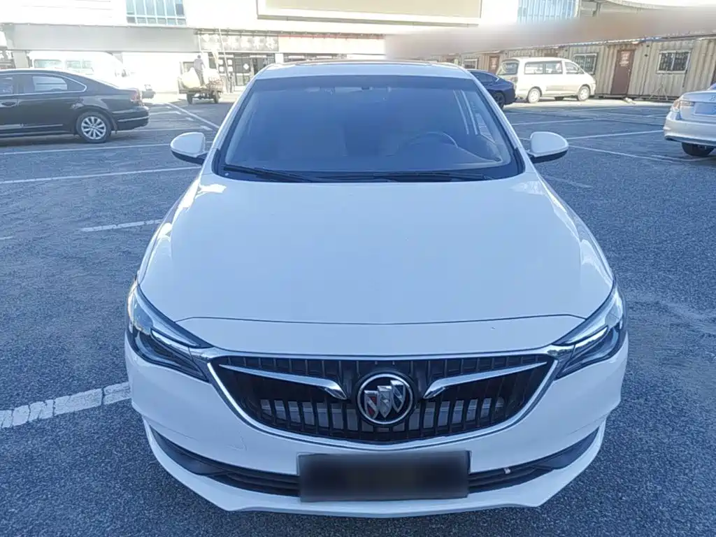 Buick Excelle — миниатюра 3
