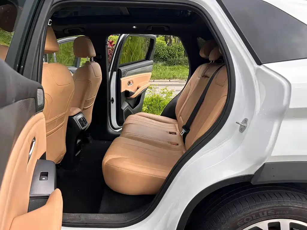 BYD L DM-i — миниатюра 10