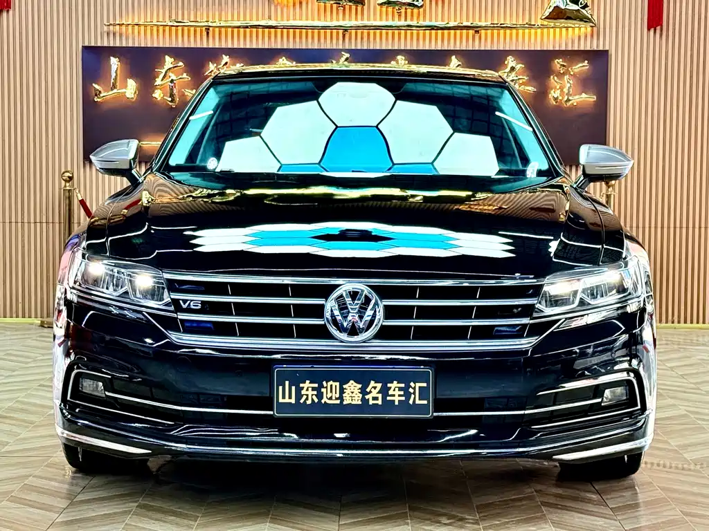 Volkswagen Phideon — миниатюра 2