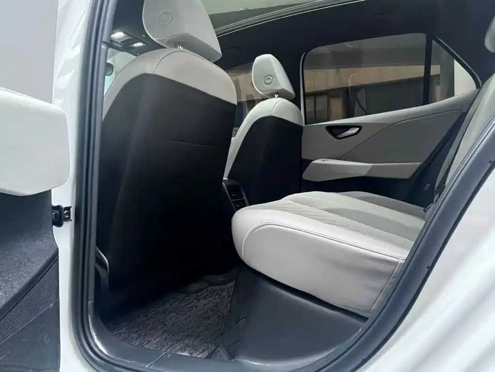 Volkswagen ID.3 — миниатюра 10