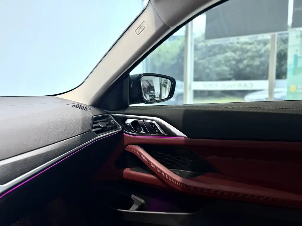BMW 4 Series — миниатюра 13