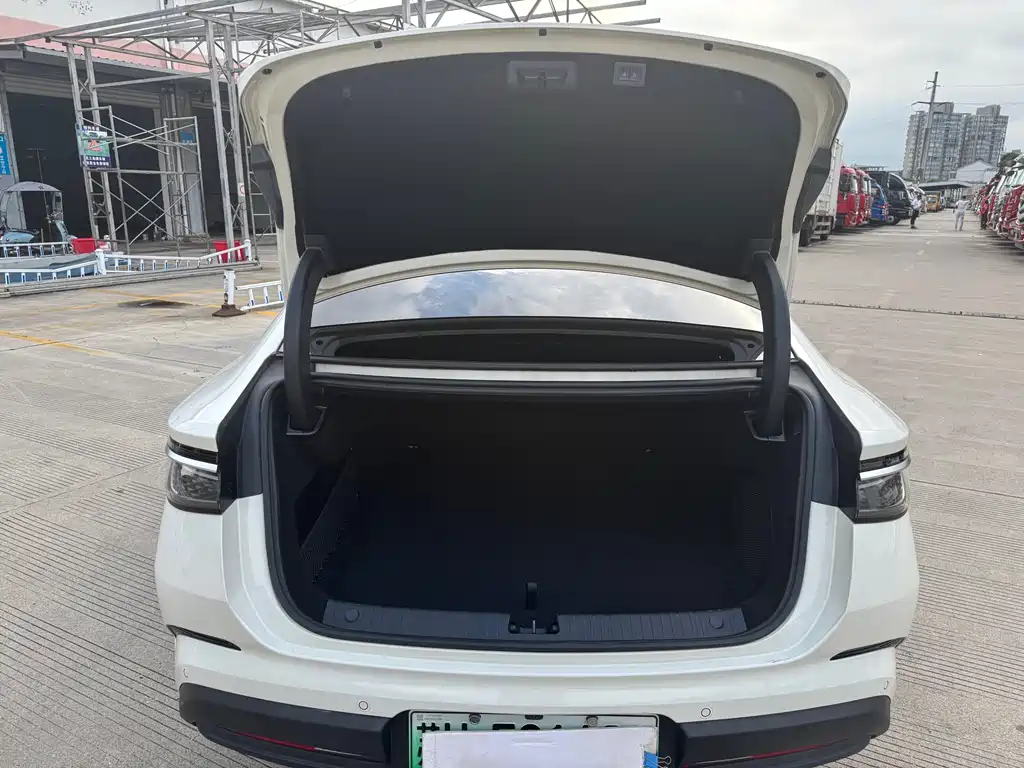BYD Seal 07 DM-i — миниатюра 13