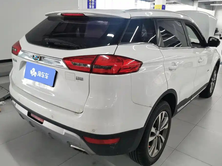 Geely Boyue — миниатюра 3