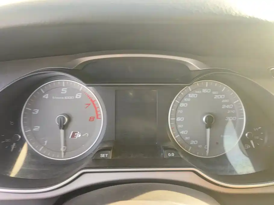 Audi A4L — миниатюра 13