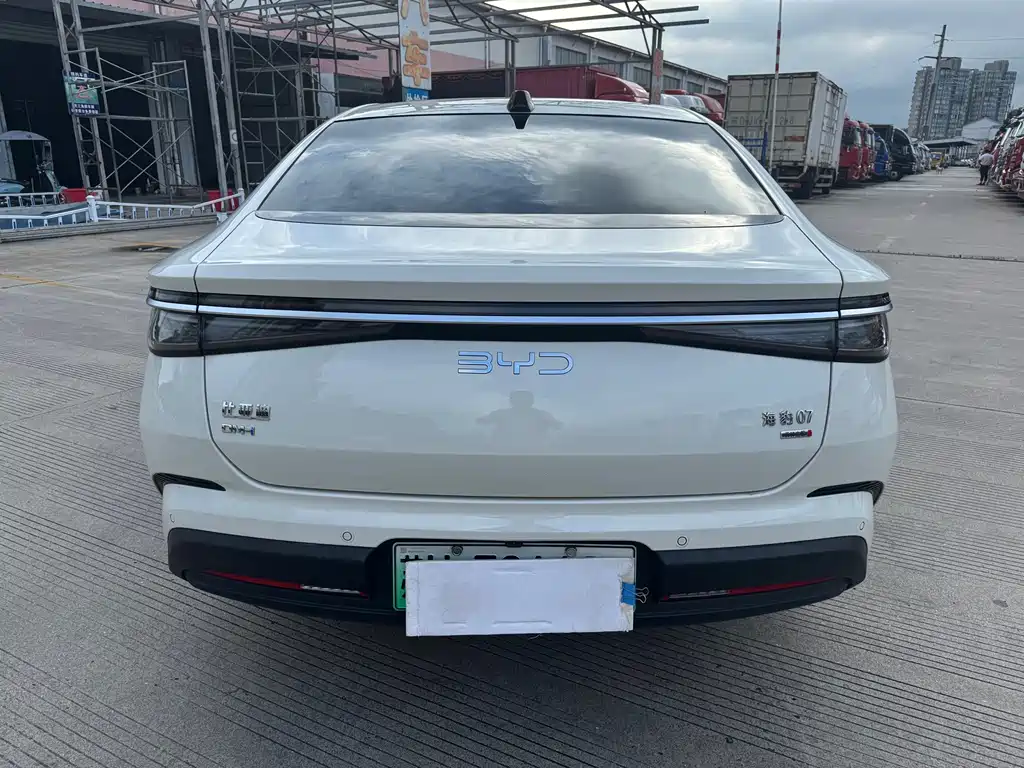 BYD Seal 07 DM-i — миниатюра 5