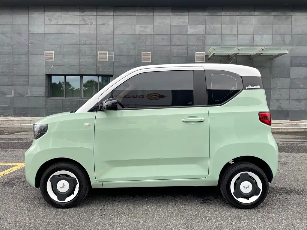 Wuling MINIEV — миниатюра 5