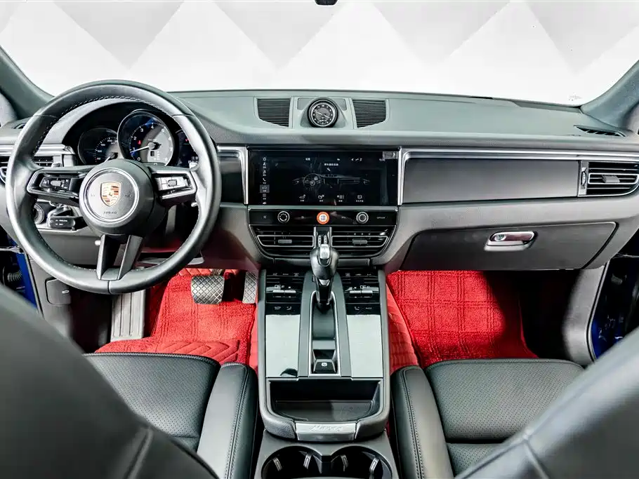 Porsche Macan — миниатюра 12