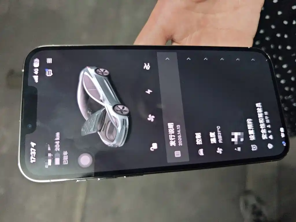Tesla Model 3 — миниатюра 9
