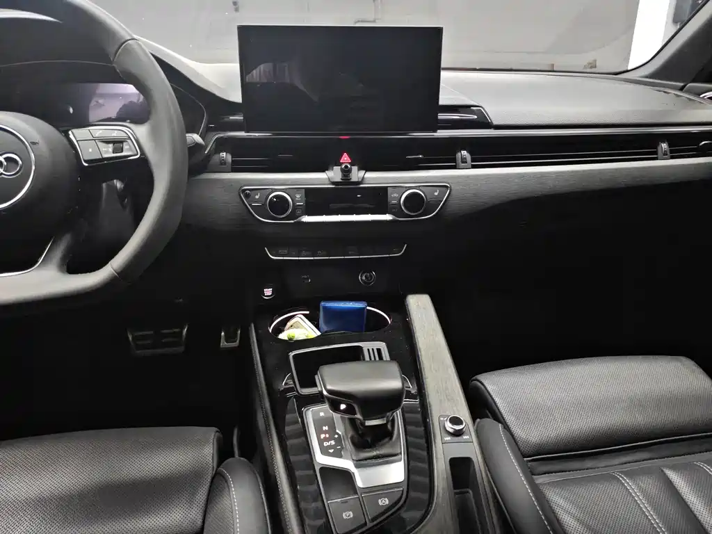 Audi A4L — миниатюра 6