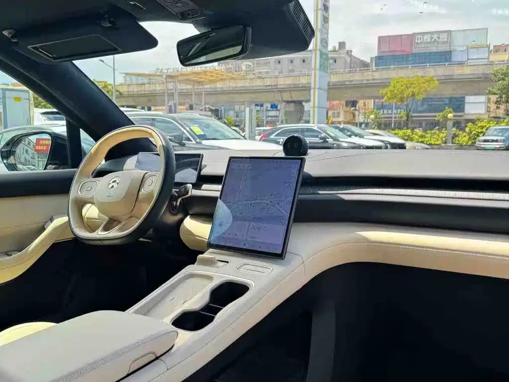 NIO ES6 — миниатюра 11