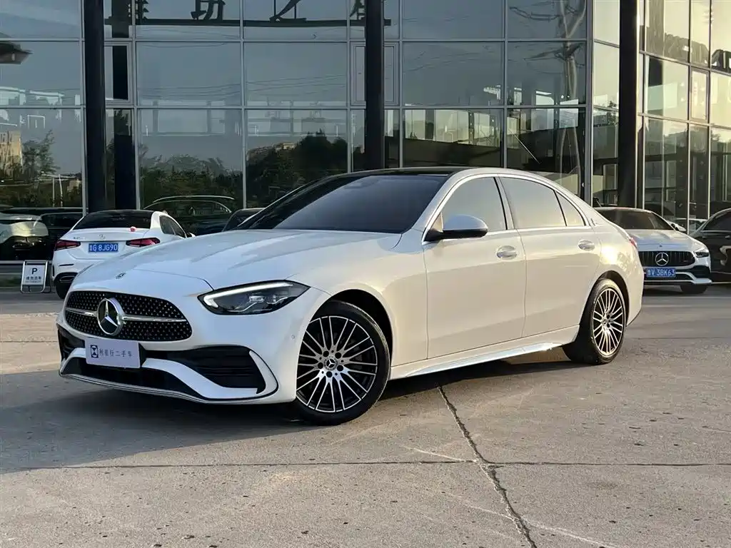 Mercedes-Benz C-Class 2022