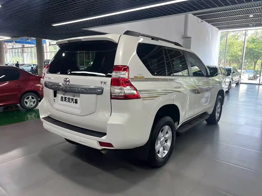 Toyota Prado — миниатюра 3