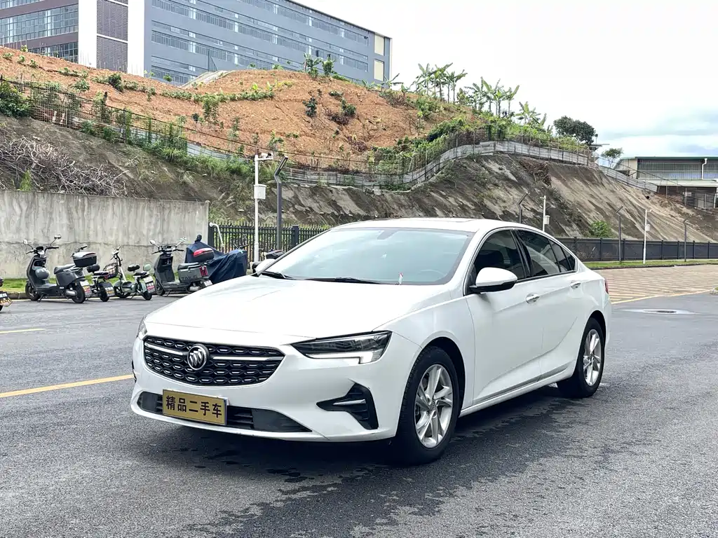 Buick Regal 2020