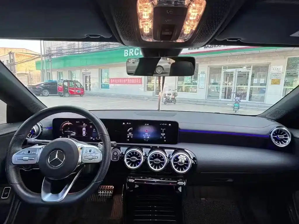 Mercedes-Benz A-Class — миниатюра 3