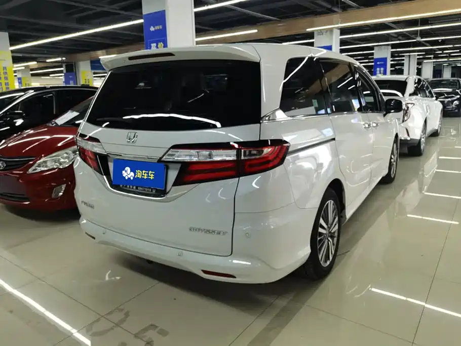 Honda Odyssey — миниатюра 3