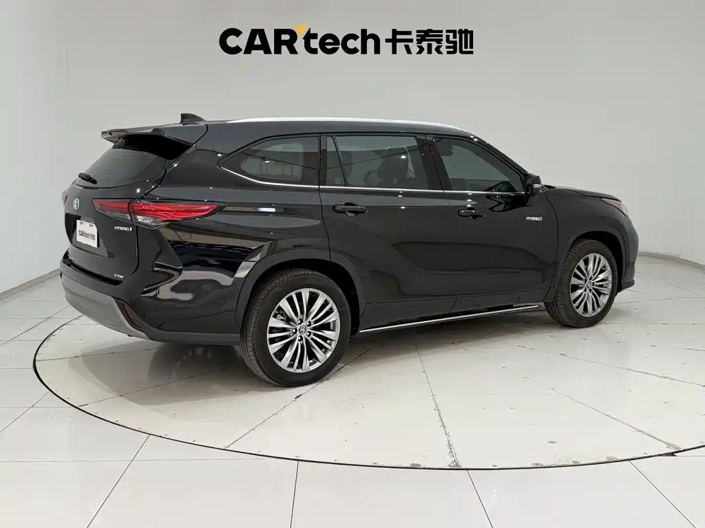 Toyota Highlander — миниатюра 5