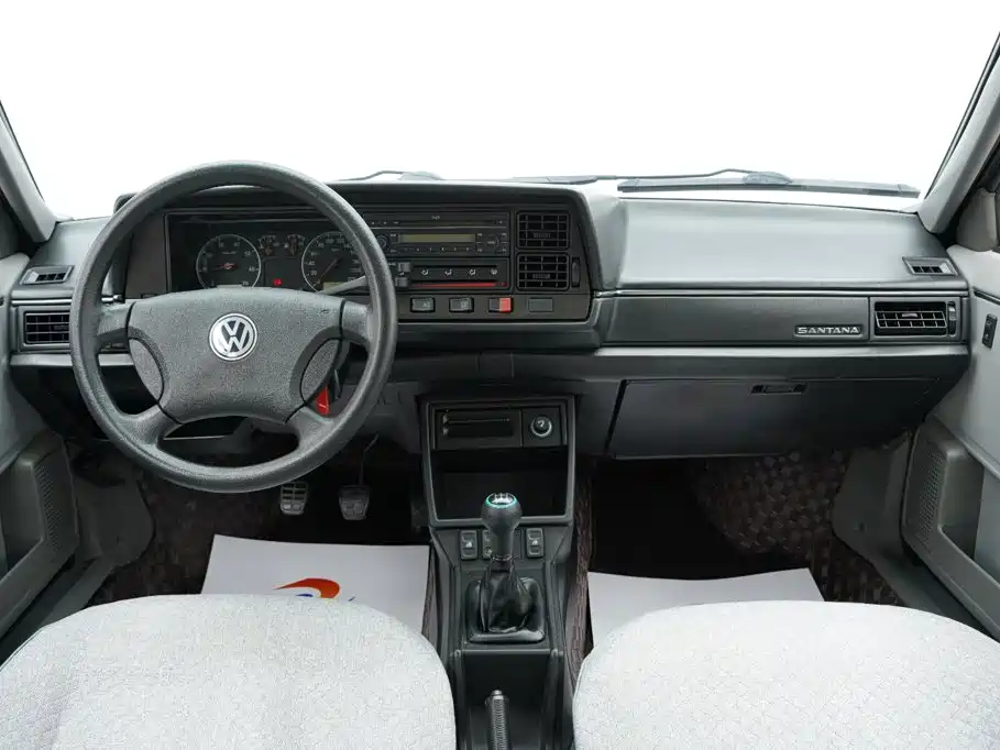 Volkswagen Santana Classic — миниатюра 4