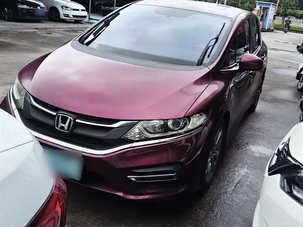 Honda Jade 2017