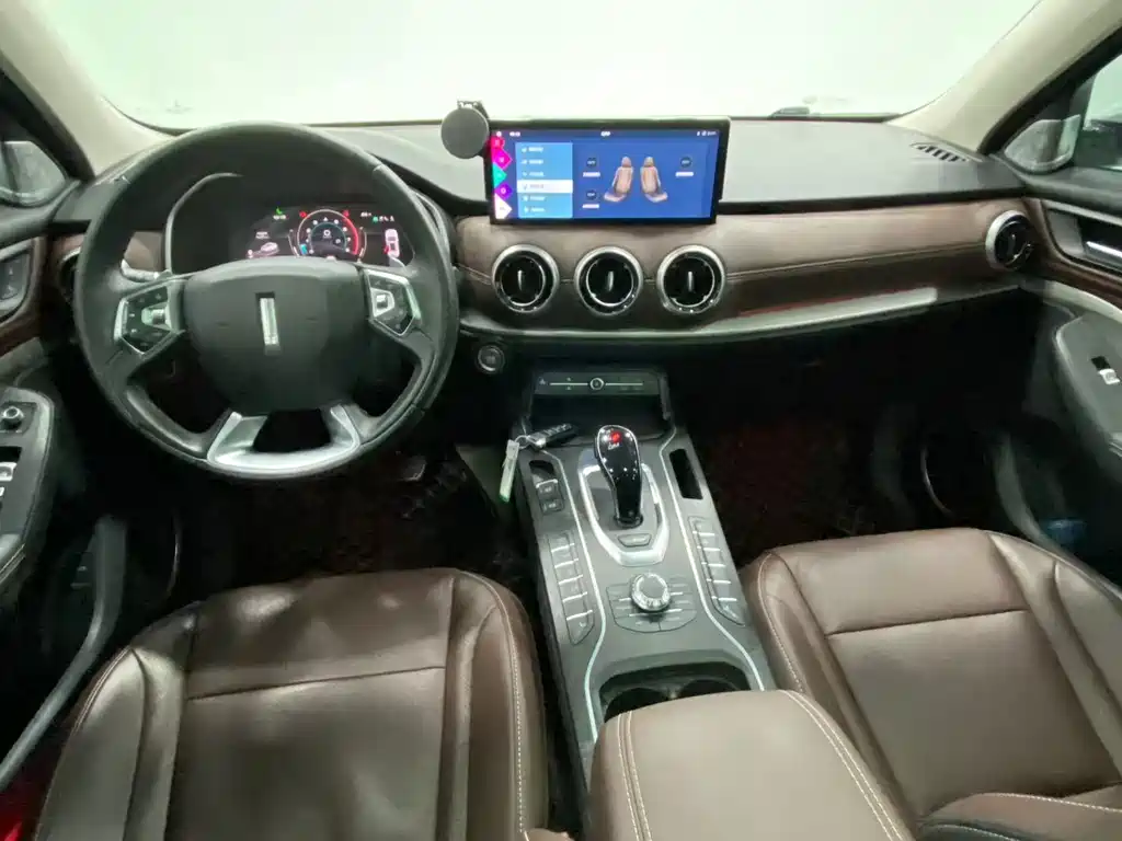 Wey Wey VV6 — миниатюра 6