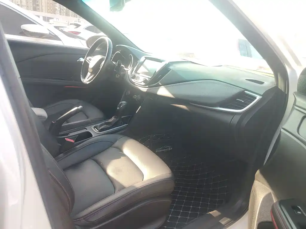 Chevrolet Monza — миниатюра 13
