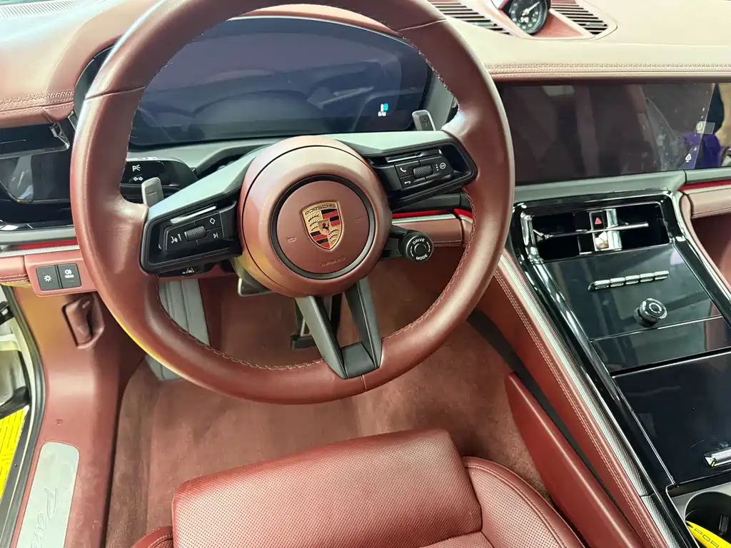 Porsche Panamera — миниатюра 5