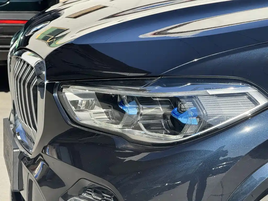 BMW X5 2023 xDrive 30Li Premium M Sport