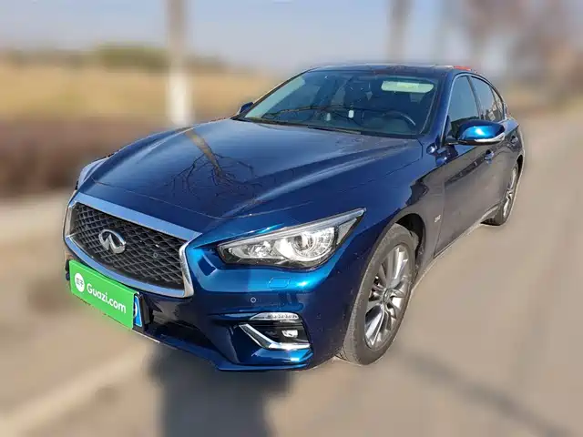 INFINITI Q50L
