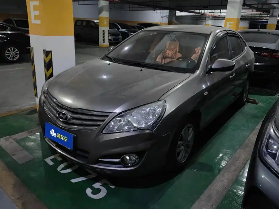 Hyundai Elantra 2013