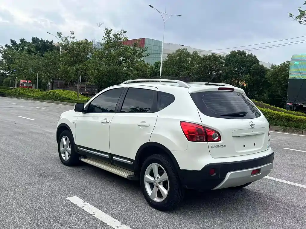 Nissan Qashqai — миниатюра 4