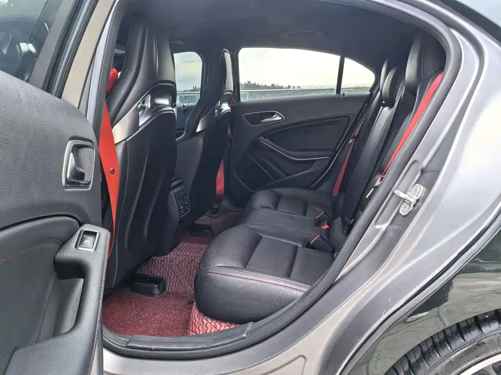 Mercedes-Benz A-Class AMG (Import) AMG A 45 4MATIC, фото 5