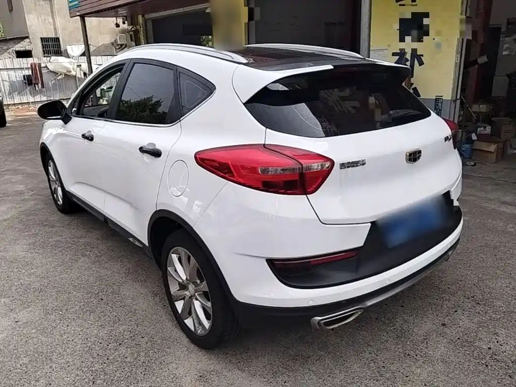 Geely Emgrand GS — миниатюра 5