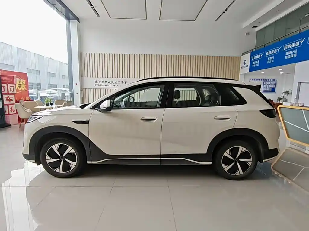 BYD Sealion 05 EV — миниатюра 4