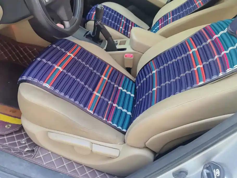Toyota RAV4 — миниатюра 9