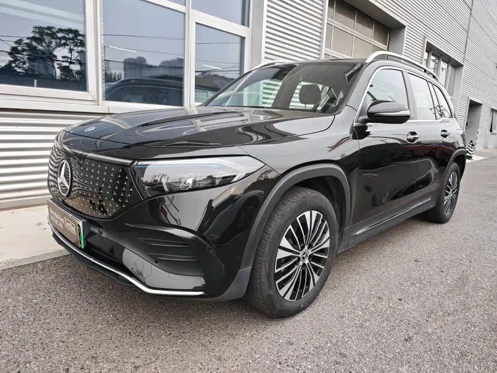 Mercedes-Benz EQB