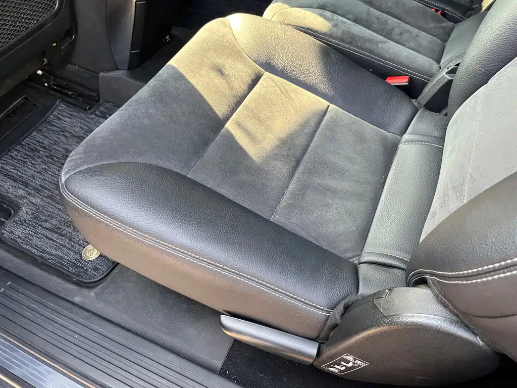 Mercedes-Benz R-Class — миниатюра 15