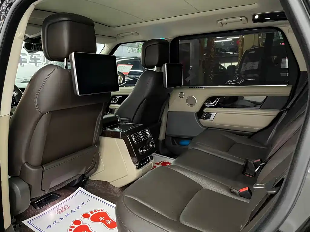 Land Rover Range Rover — миниатюра 14