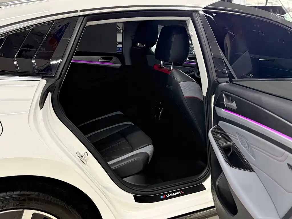 Volkswagen Lamando — миниатюра 13