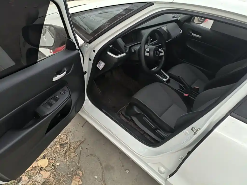 Honda Fit — миниатюра 16