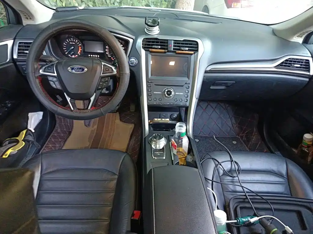 Ford Mondeo — миниатюра 10