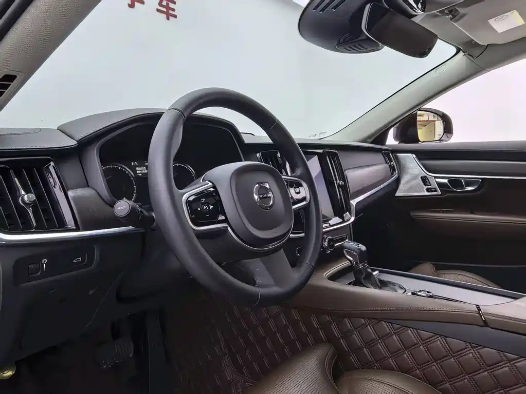 Volvo V90 — миниатюра 17