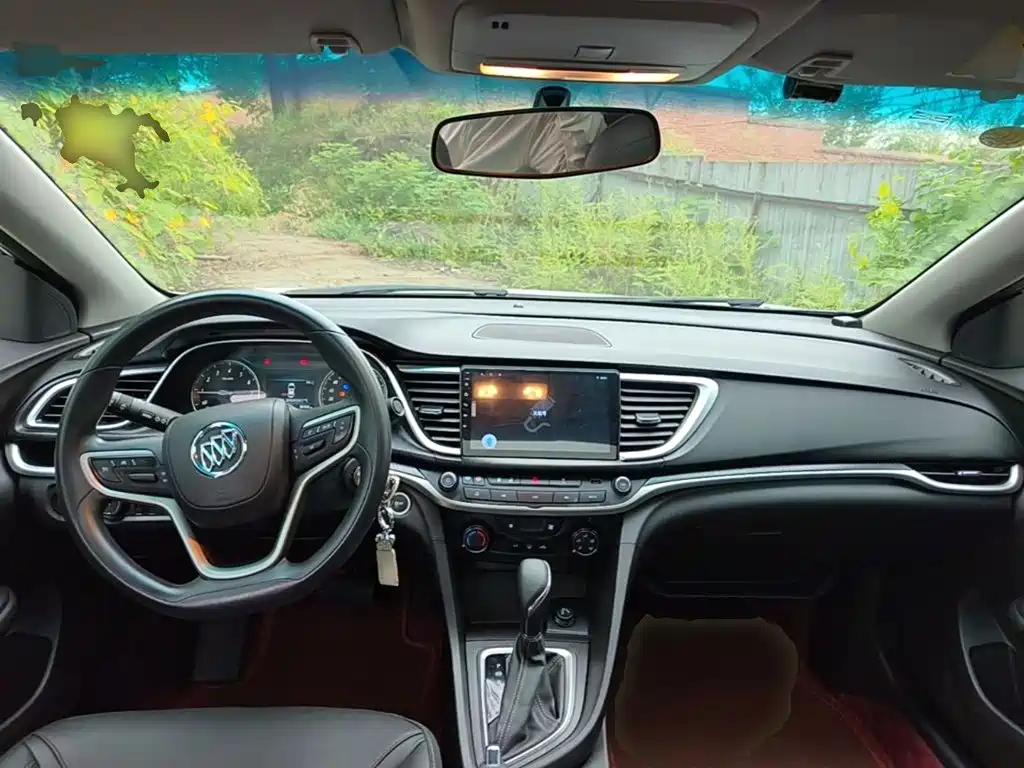 Buick Excelle — миниатюра 10