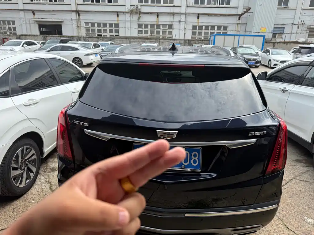 Cadillac XT5 — миниатюра 7