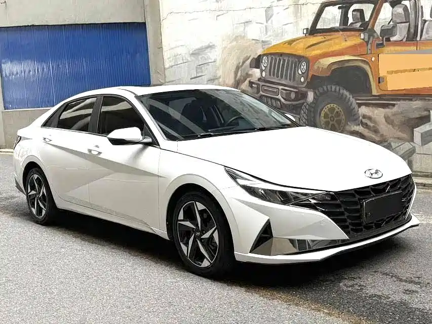 Hyundai Elantra — миниатюра 2